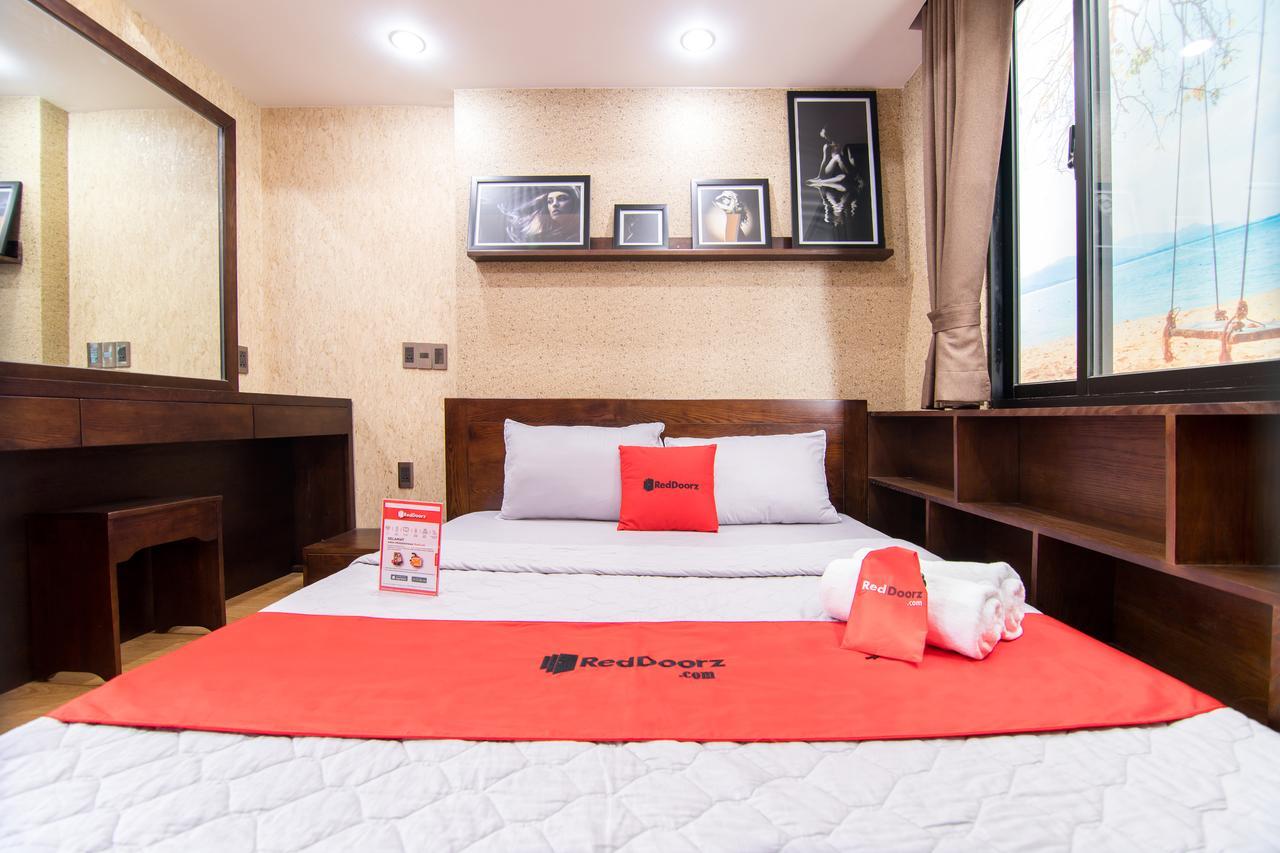 Reddoorz Plus @ Nguyen Trai Street Ho Chi Minh City Exterior photo